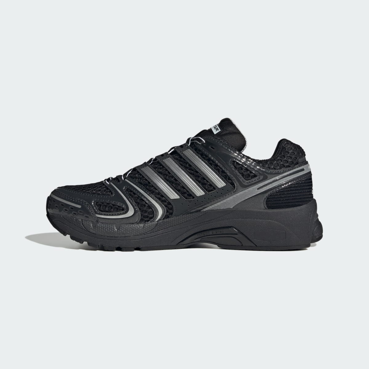 ADIDAS ADISTAR CONTROL 5 Core Black/Cloud White/Carbon