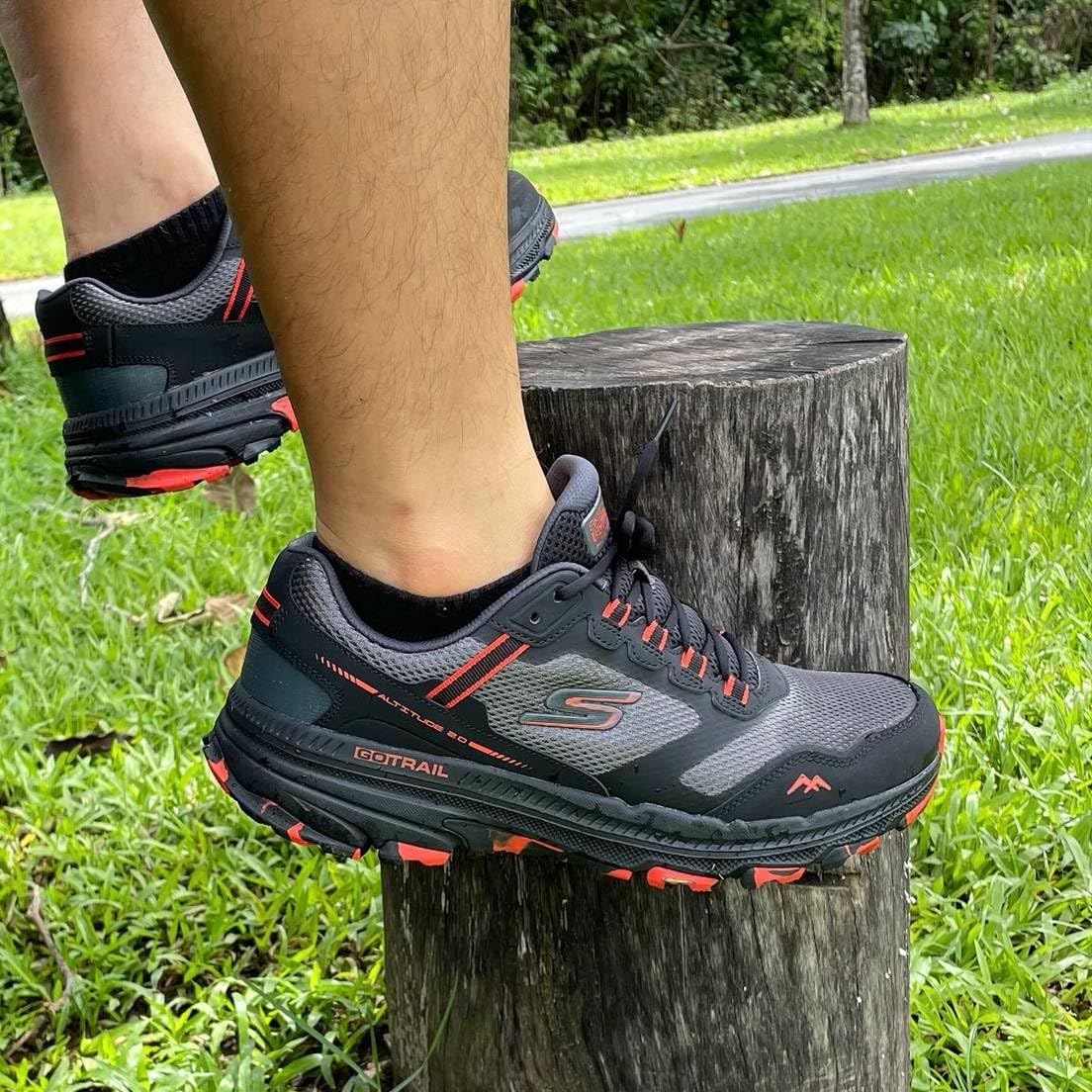 SKECHERS Slip-ins GO RUN Trail Altitude 2.0 Black/Grey